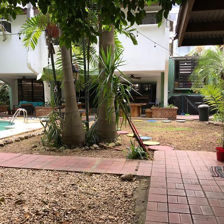 Culturahumana Guesthouse Panama City Eksteriør billede