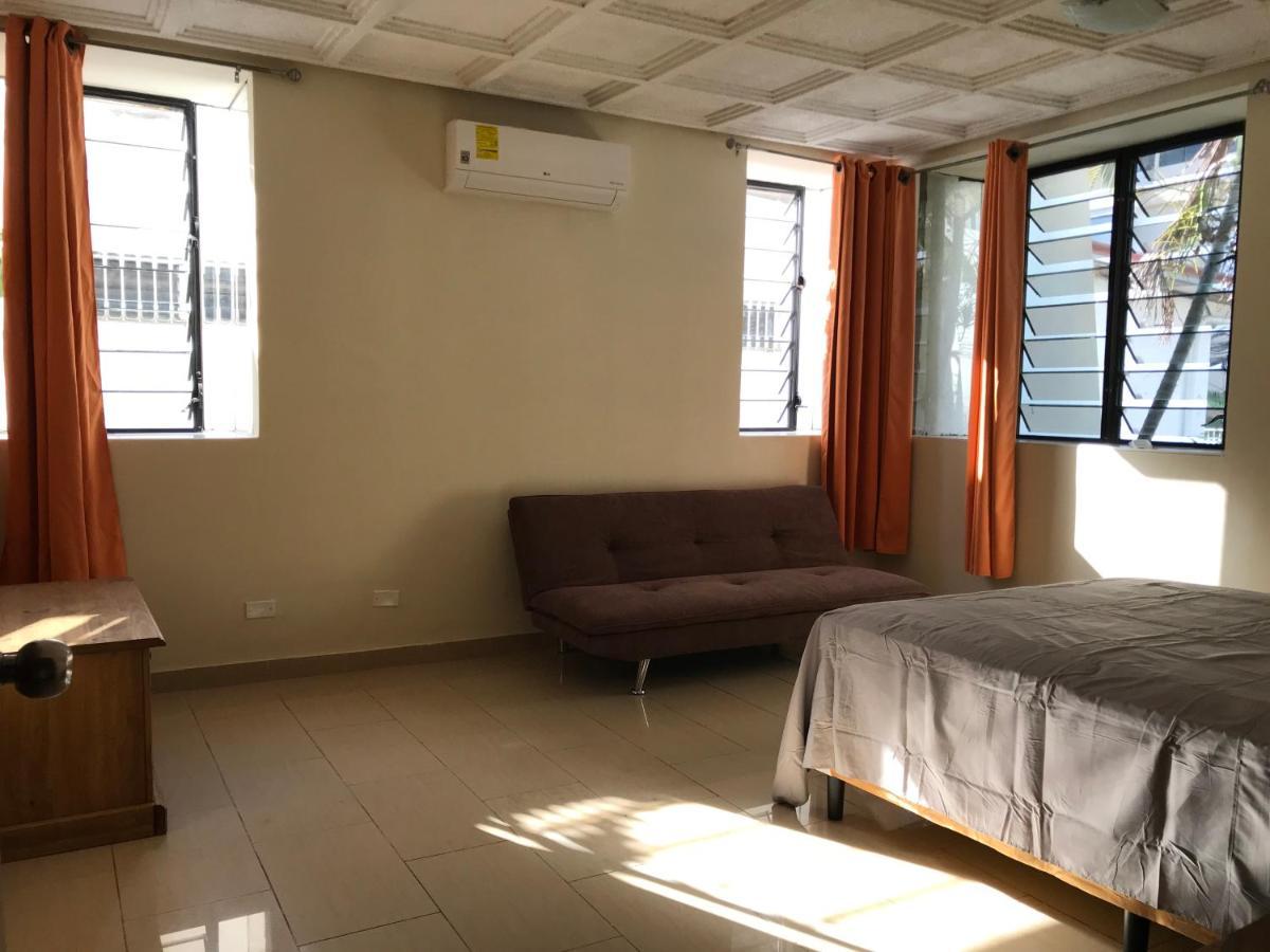 Culturahumana Guesthouse Panama City Eksteriør billede