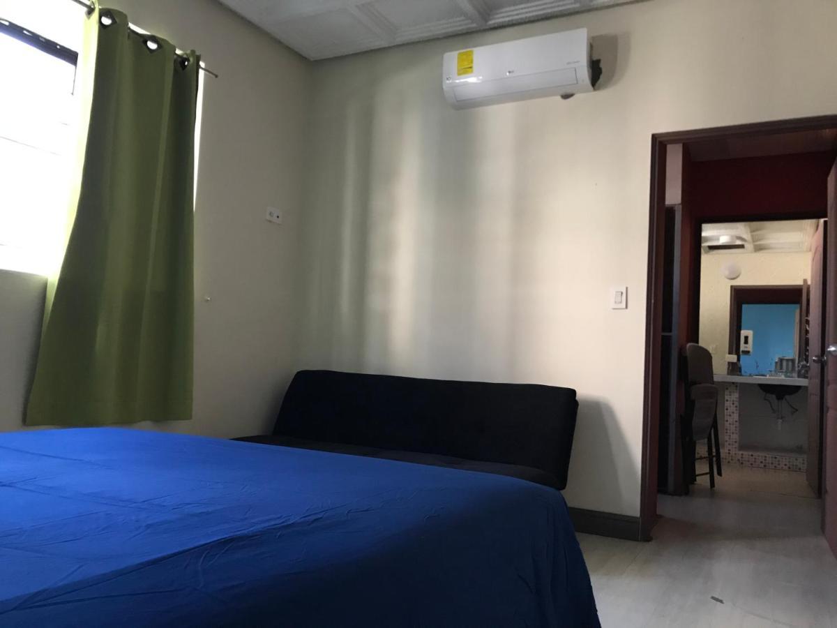 Culturahumana Guesthouse Panama City Eksteriør billede