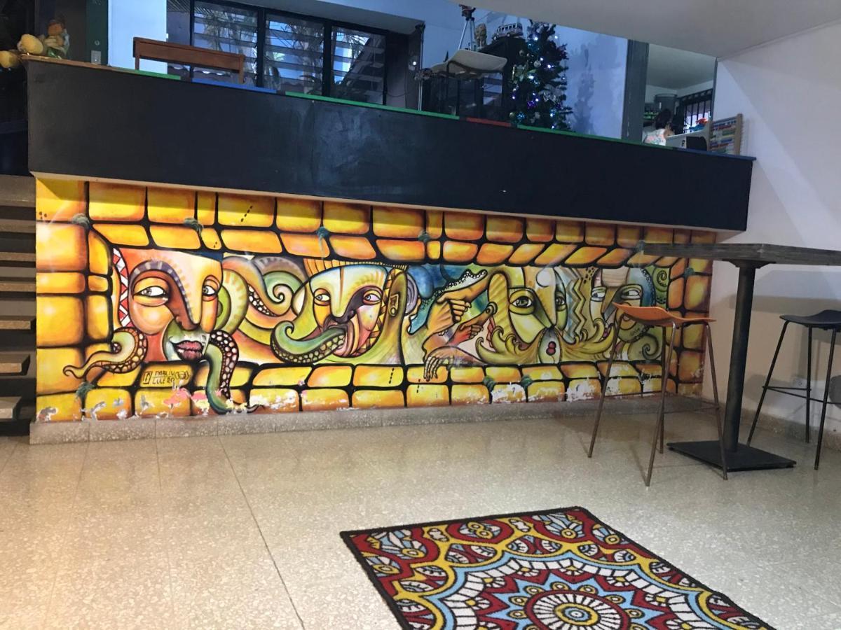 Culturahumana Guesthouse Panama City Eksteriør billede