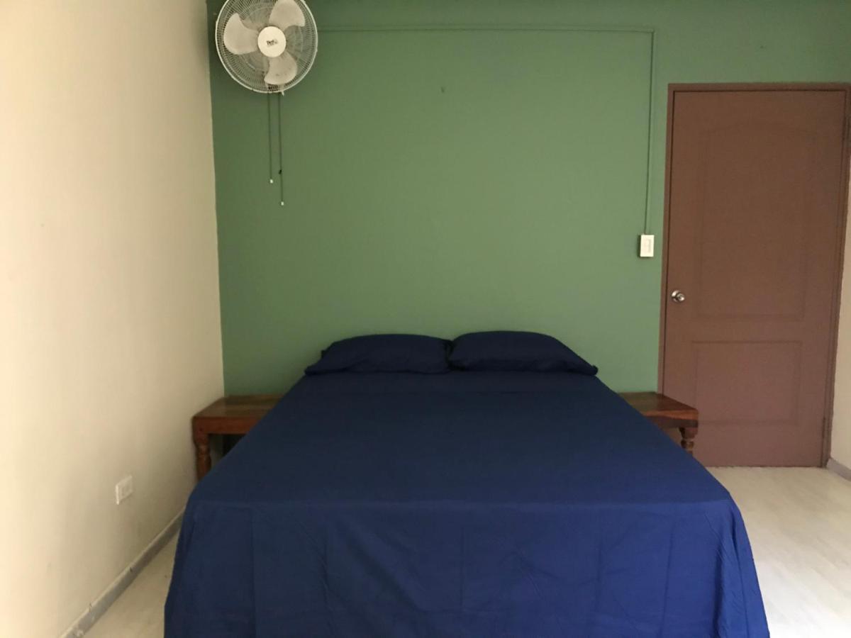 Culturahumana Guesthouse Panama City Eksteriør billede
