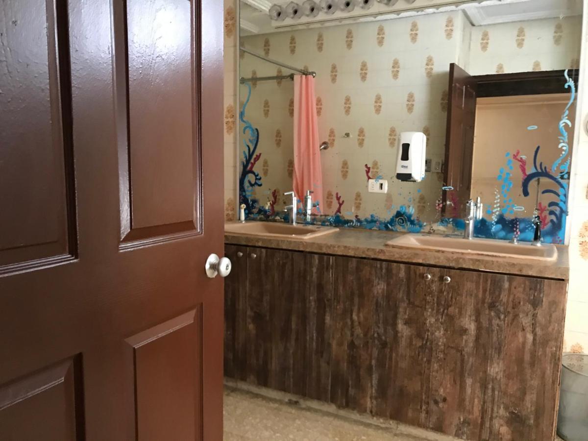 Culturahumana Guesthouse Panama City Eksteriør billede
