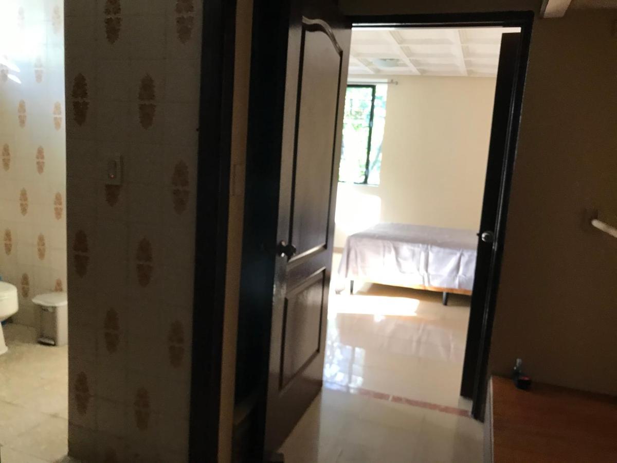 Culturahumana Guesthouse Panama City Eksteriør billede