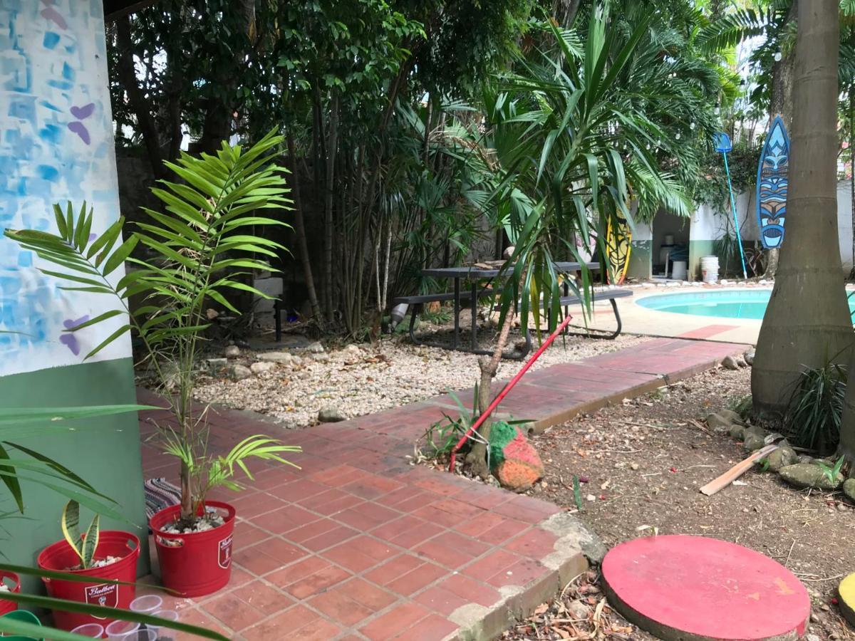 Culturahumana Guesthouse Panama City Eksteriør billede